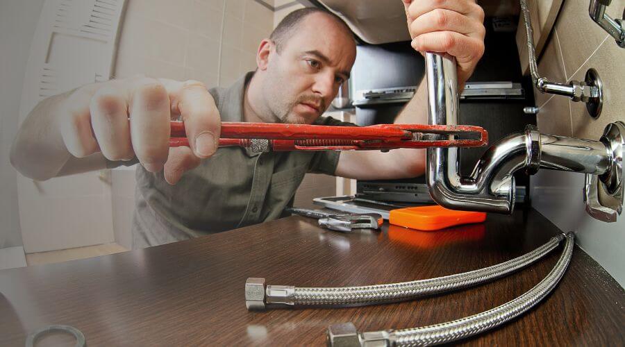 Professional Tankless Water Heater Installation in Thompsons, TX